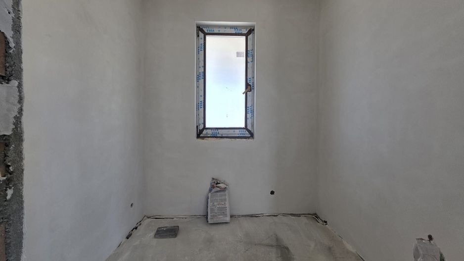 Casa in regim P+1ER de vanzare in Baltoesti - Poză 13