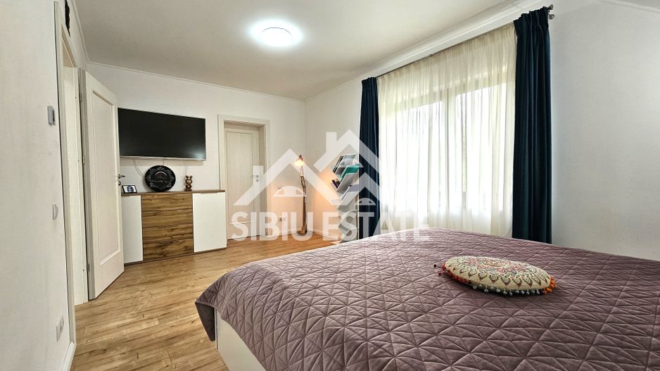 Casa 6 camere, teren 1000 Sibiu Tocile - Poză 7