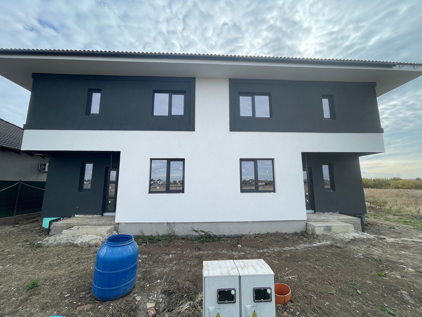Duplex -5 camere-SUPER PRET-Giarmata VII - Poză 1