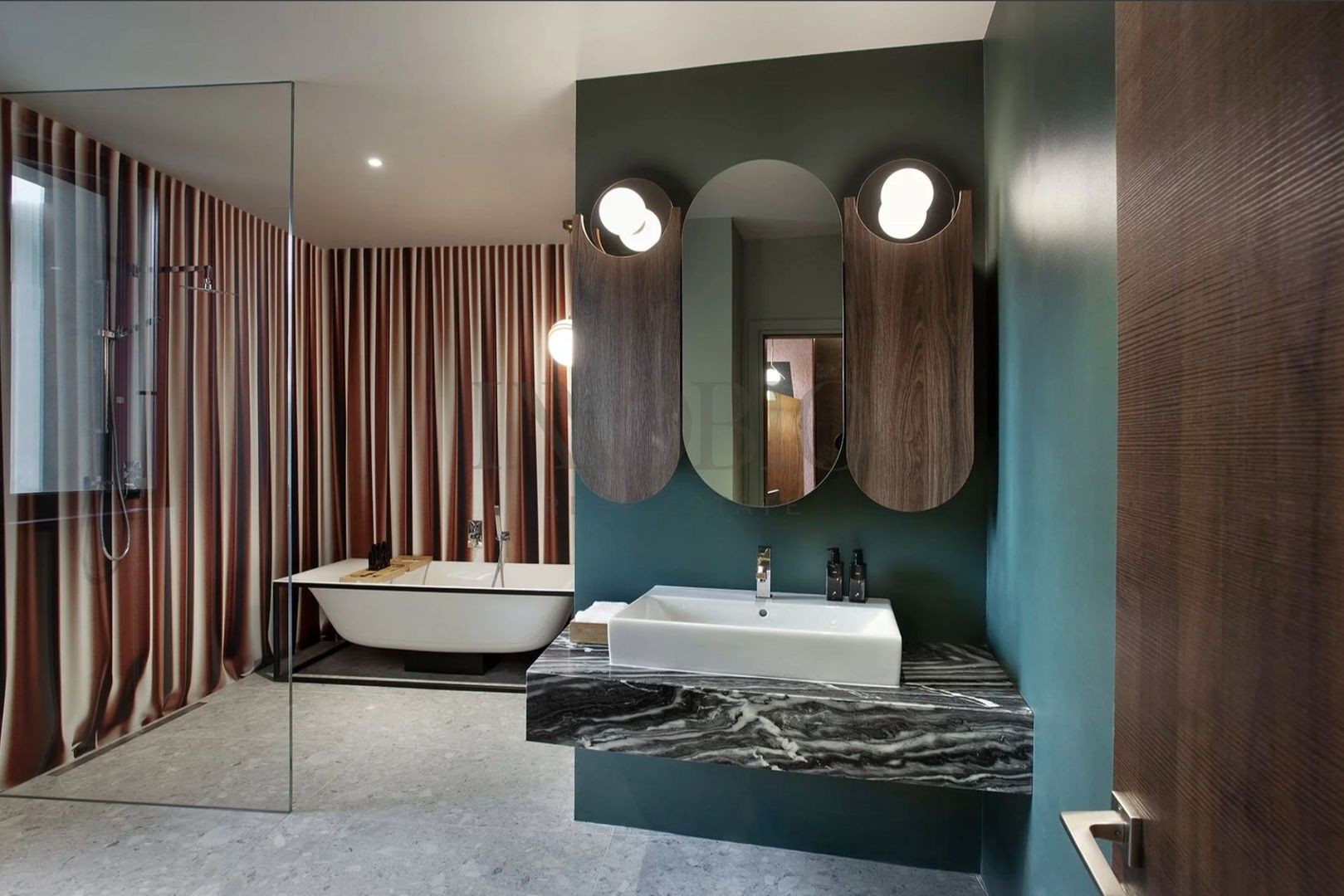 Full Service Apartment | 3 Bedrooms | Parking | Concierge - Poză 10