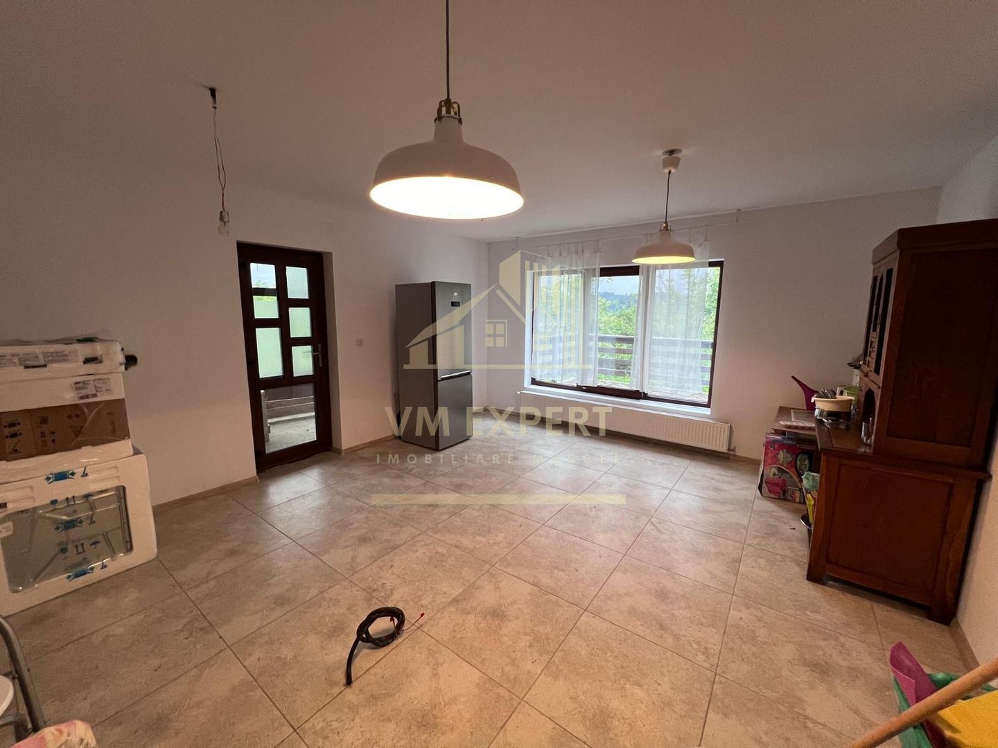 VILA 6 CAMERE 270 MP TEREN 1044 MP CÂMPULUNG, 0 COMISION CUMPARATOR - Poză 36