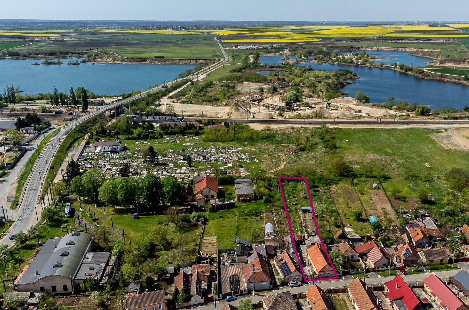 Proprietate vândută Casă spațioasă cu teren generos in Ghioroc - Poză 5