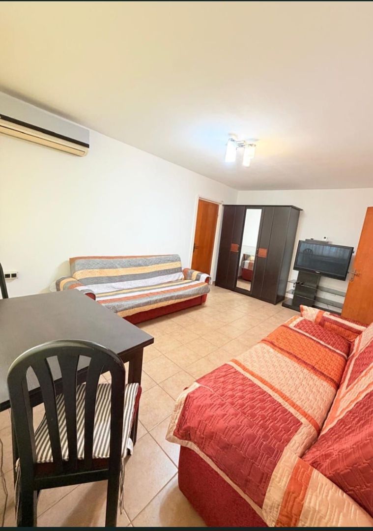 Apartament cu doua camere de inchiriat Tomis2 - Poză 1