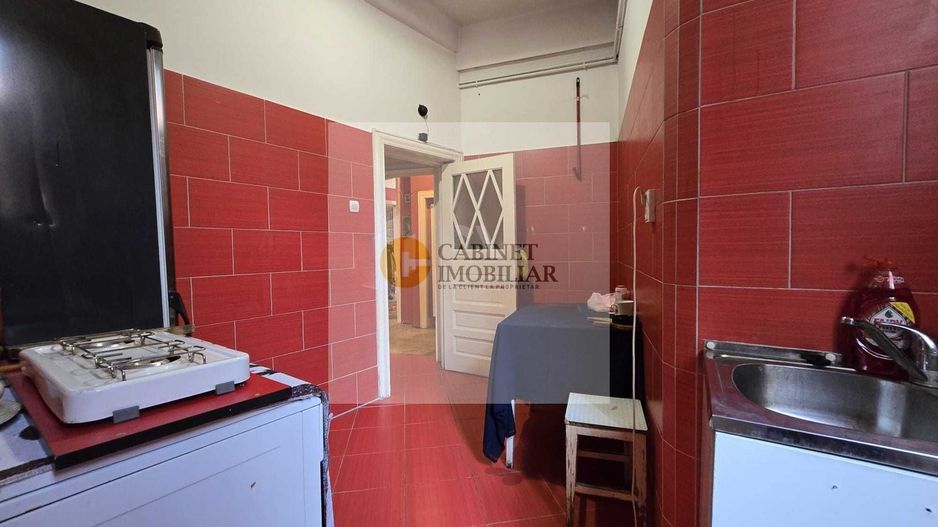 3 camere in vila interbelica + boxa | Armeneasca - Mantuleasa I P+2 - Poză 6