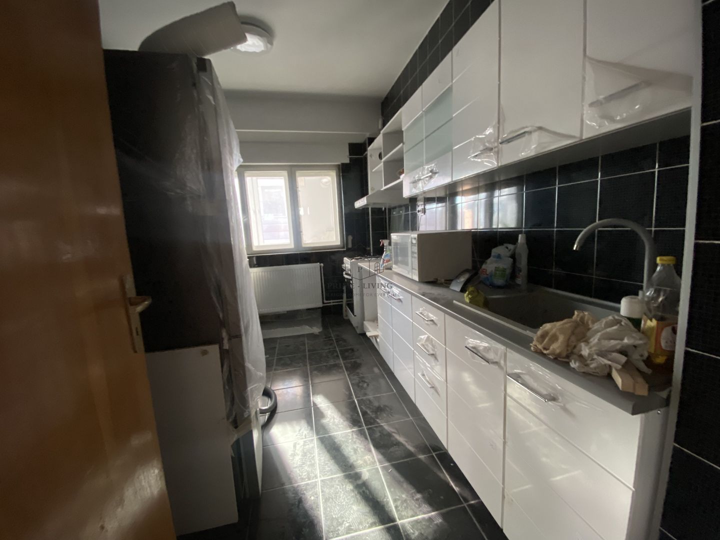 DUPLEX CU 3 DORMITOARE IN ZONA P-TA VICTORIEI - Poză 4