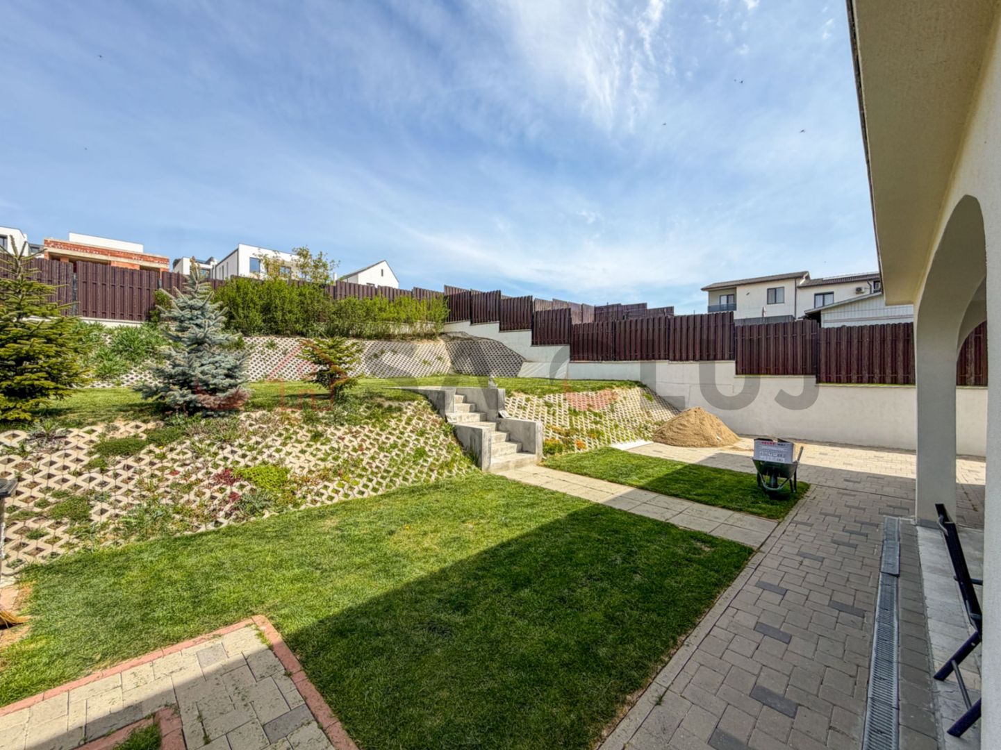 Casă individuală | 4 camere | 3 băi | Teren 565 mp - Poză 3