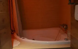 2 Camere tip studio Unirii in vila, 1/1, mobilat si utilat, intim - Poză 18