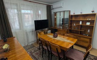 vand apartament 2 camere, etaj 2, zona Tratoria, incalzirea pe gaz - Poză 3