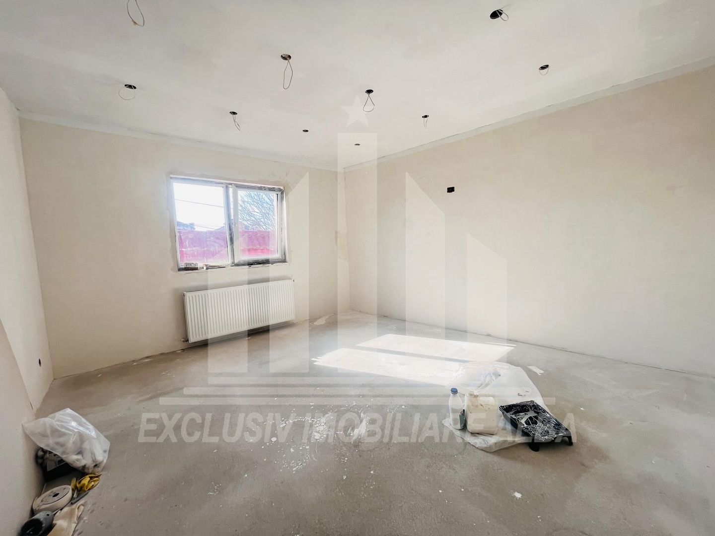 Garsoniera de vanzare, Maieri - Poză 1