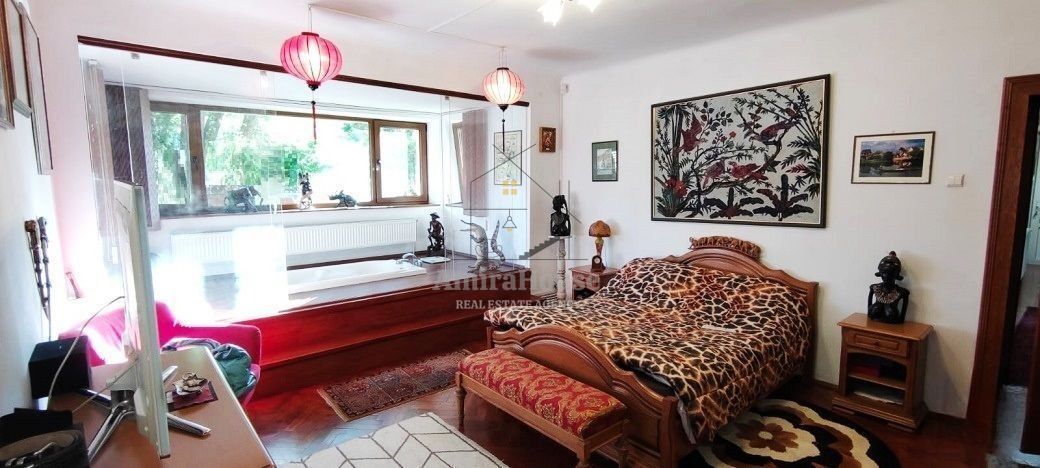 Apartament 3 camere de 98 mp cu curte de 150 mp, Andrei Muresanu - Poză 1