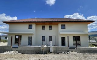 Casă tip duplex – 4 camere, 225mp teren, Cisnădie /Sibiu - Poză 1