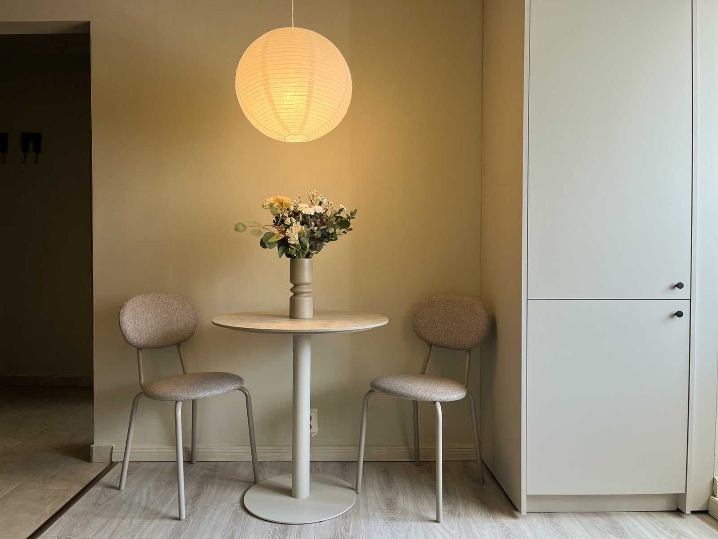 De închiriat – Apartament 2 Camere Nou | Mărăști | Parcare Inclusă - Poză 3