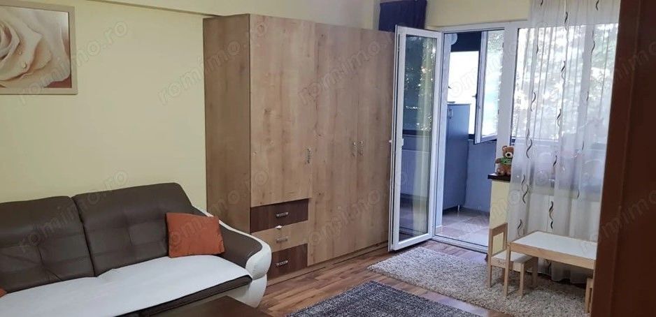 Apartament 2 camere Calea Dorobantilor etaj 1 cu centrala - Poză 1