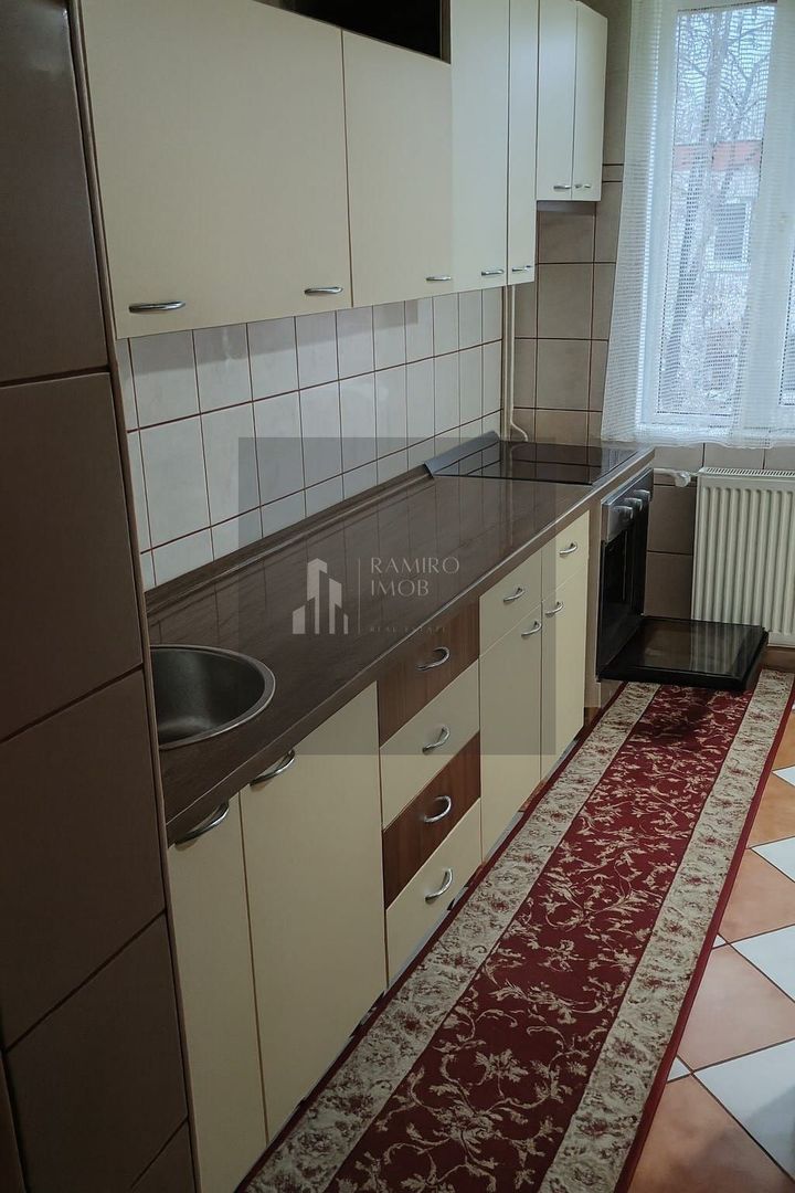 Apartament 3 camere | 70 mp | Loc de parcare și boxă - Poză 7