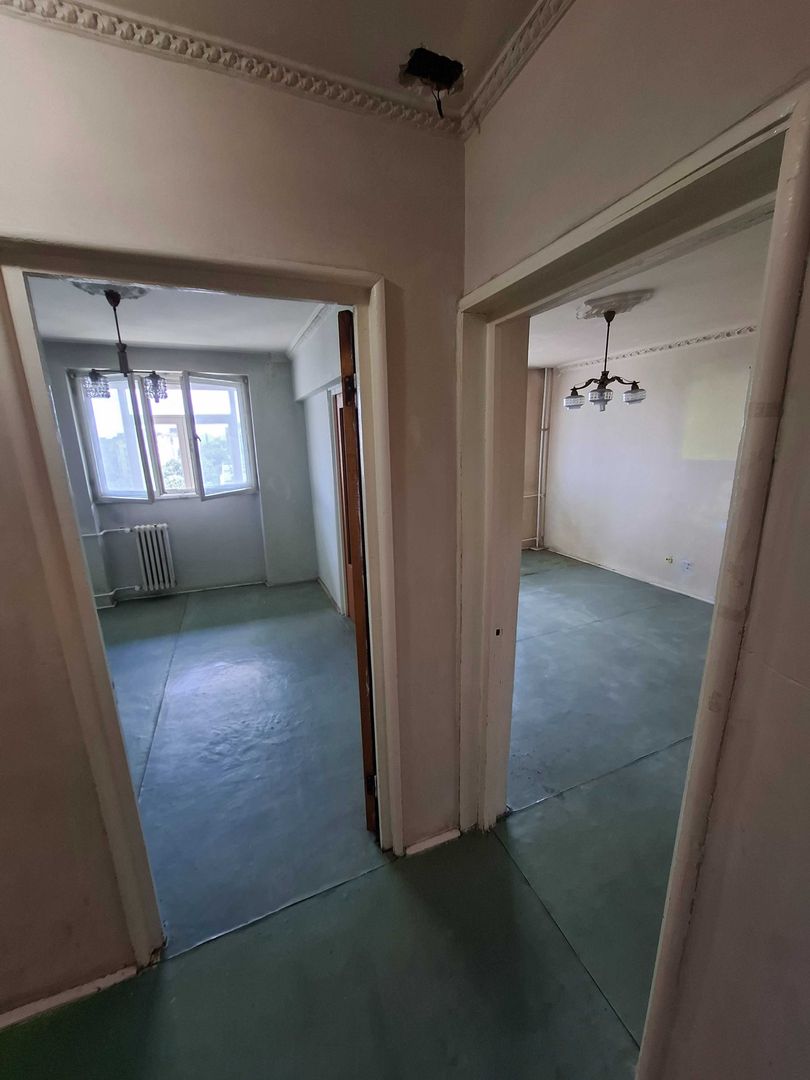 Vanzare Apartament 3 camere , et 7/10, balcon 13 mp, parcare – Valea Ialomitei - Poză 1