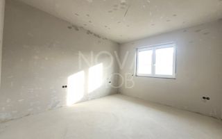 Casa individuala pe un singur nivel cu garaj dublu - Selimbar - Poză 9
