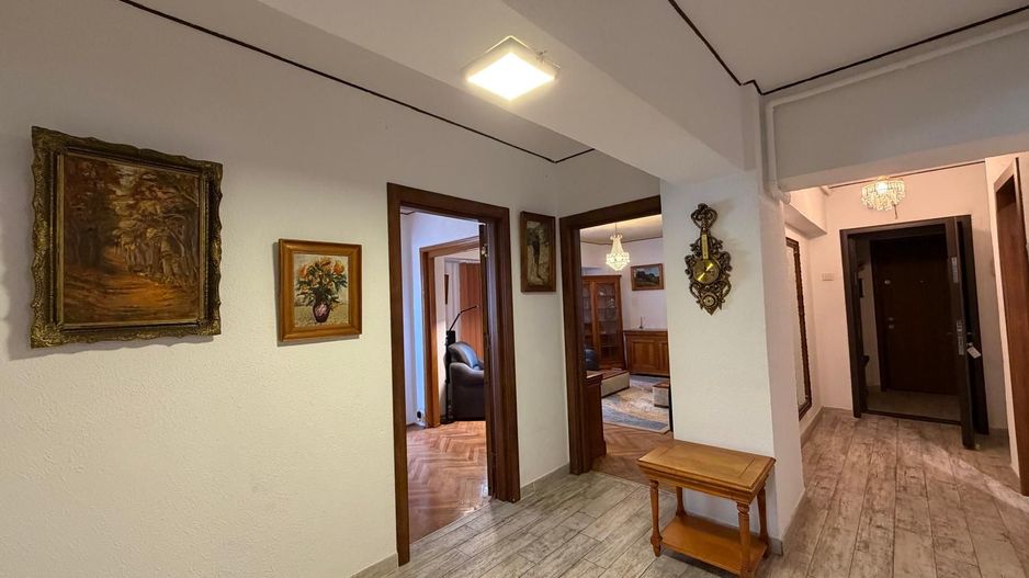 Apartament Piata Unirii, cu parcare - Poză 8