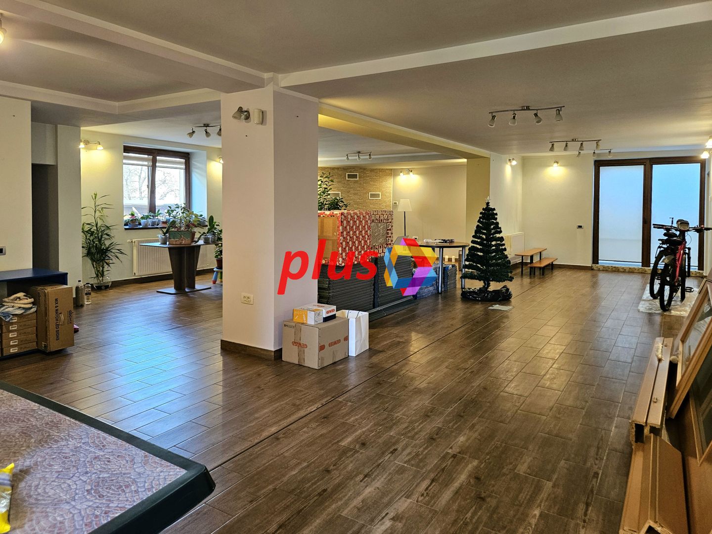Casă plus Spațiu comercial  741 mp, Teren 906 mp Brasov - zona Blumana - Poză 6