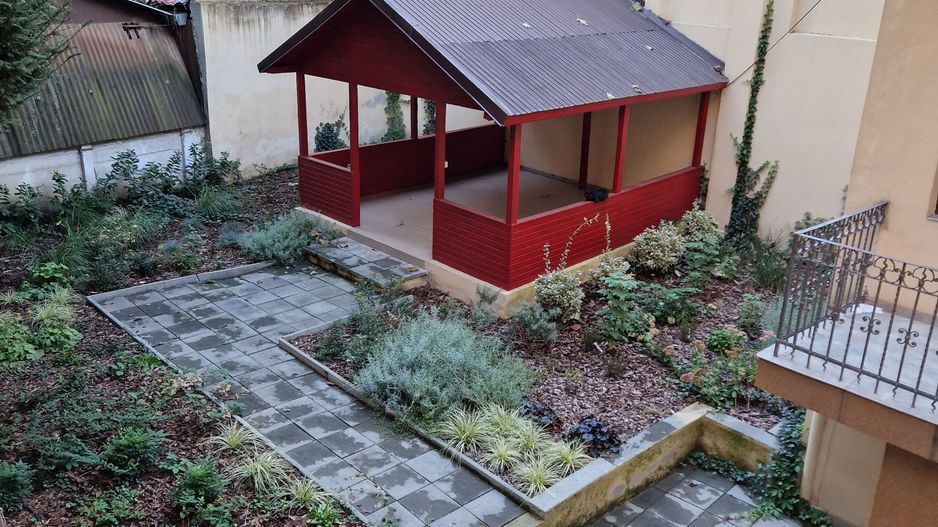 Imobil D+P+1E - 14 camere - Poză 5