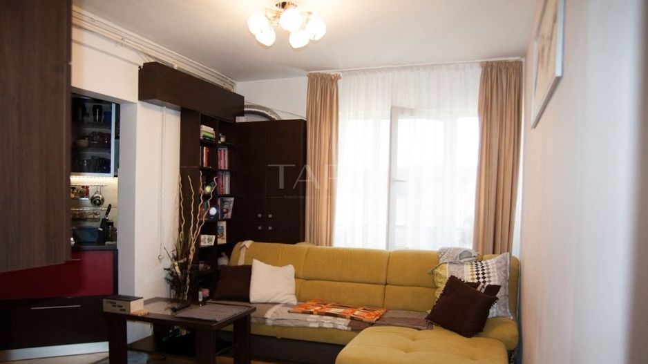 Apartament 3 camere, Petrom, mobilat, utilat, cu loc de parcare privat - Poză 1