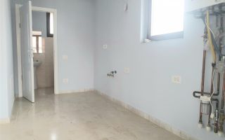 Apartament cu 2 camere scara interioara zona Buziasului comision 0% - Poză 4