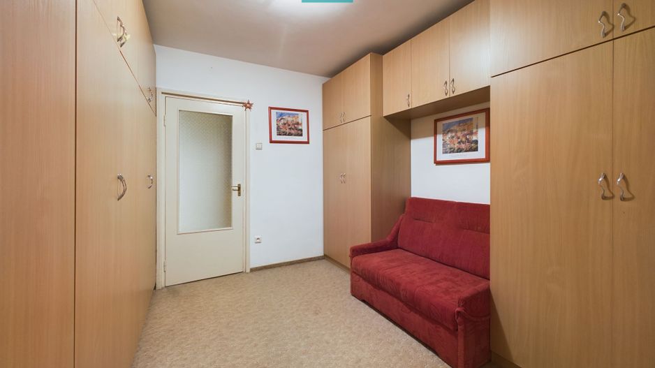 Apartament cu 3 camere pe Aleea Tomis - Poză 8