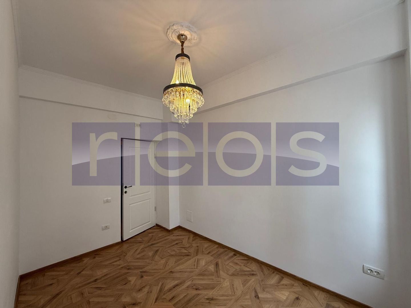 INCHIRIERE VILA DOROBANTI | 660MP | PARCARE SUBTERANA | NOU RENOVATA | - Poză 17