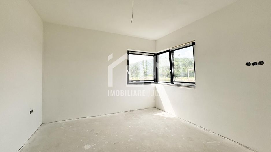 Casa individuala, 120mp, Teren 400mp, Jucu de Mijloc, Han KM 17 - Poză 8