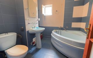 Apartament 3 camere etaj 1 de vanzare - Poză 8