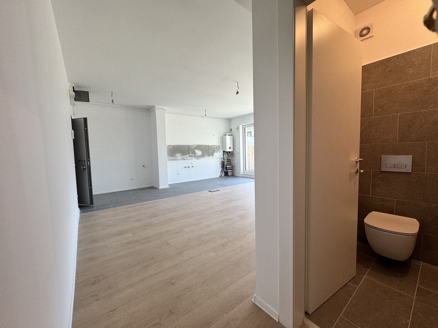 Apartament 4 camere cu Grădină Proprie - Atria Urban Resort - Poză 10