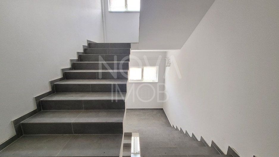 Apartament cu 2 camere, decomandat, Str. Doamna Stanca - Poză 3