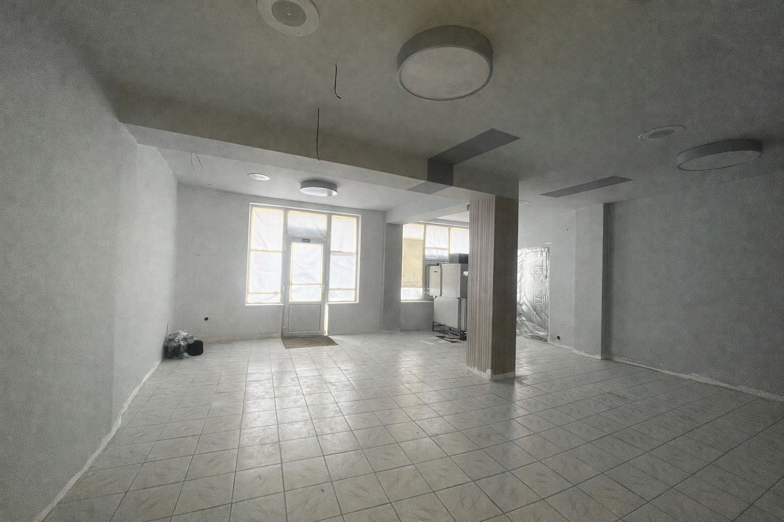 Spatiu Comercial | Ultracentral | 70 MP  | Trafic Intens | Cajvana - Poză 7