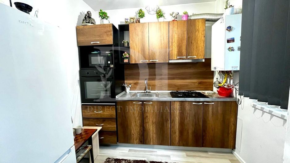 Apartament de inchiriat / Zona Teilor - Poză 2
