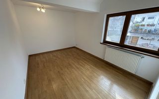 4 camere/ 2 bai / 119 mp/ parcare in curte / zona strazii Bucuresti - Poză 7