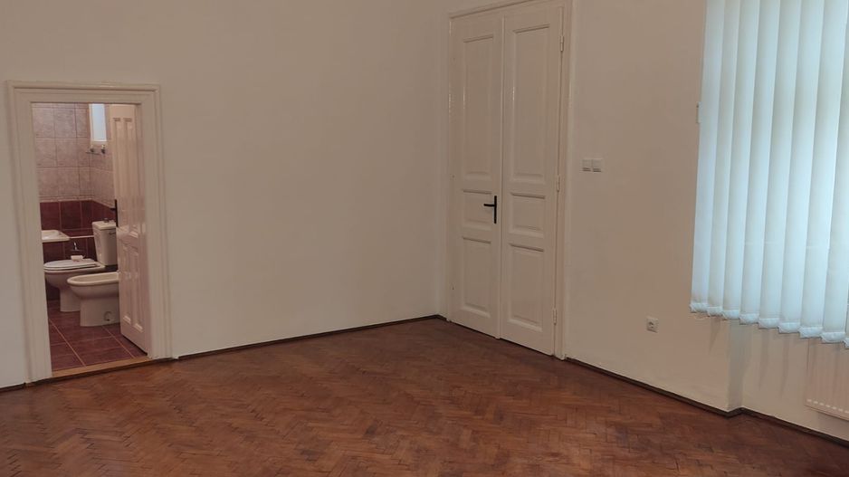 De vanzare! Apartament spatios langa Parcul Mare - Poză 3