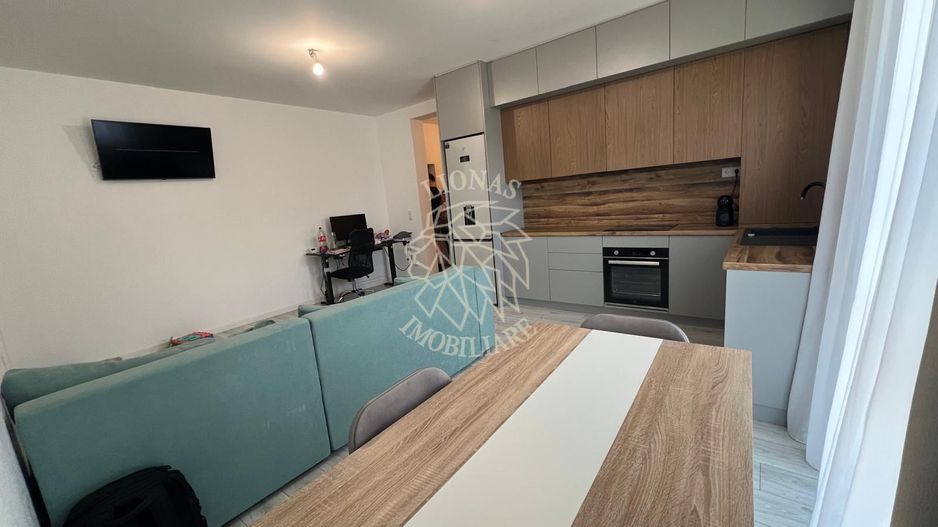 Apartament Modern 3 camere-balcon-etaj 2-Pensiunea Morariu - Poză 6