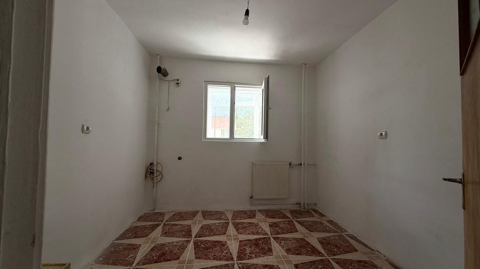 APARTAMENT 3 CAMERE ZONA CENTRALĂ | POLONĂ - Poză 4
