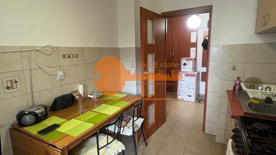 Apartament 3 camere Crangasi-Ceahlaul ( 600 m metrou ) - Poză 4
