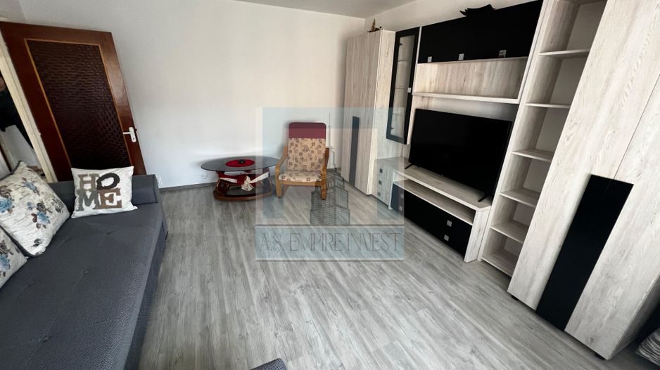 Apartament 3 camere decomandat, 2 bai - zona Racadau - Poză 1