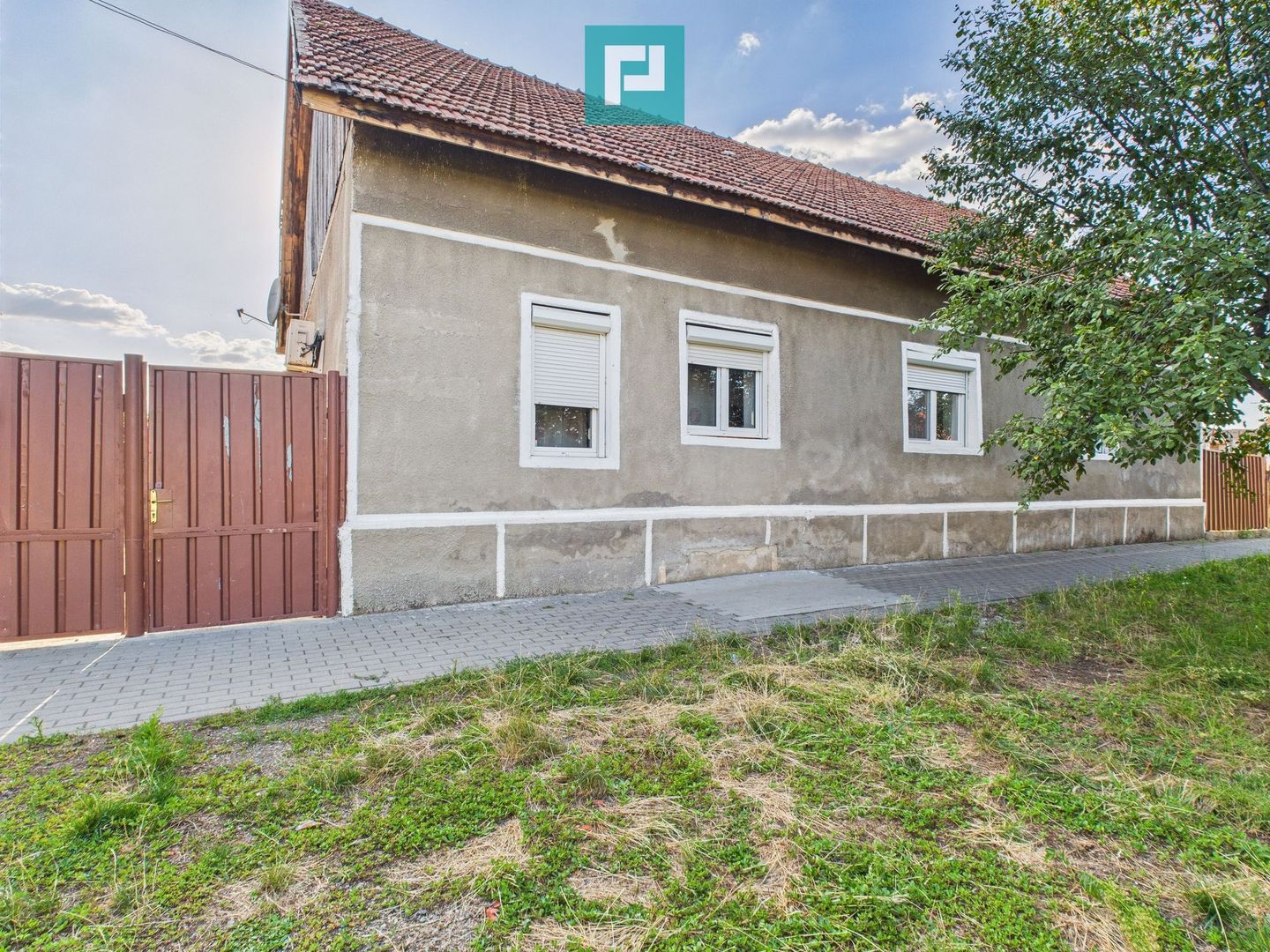 Casă cu 4 camere în Sânpetru German, Secusigiu - Poză 15