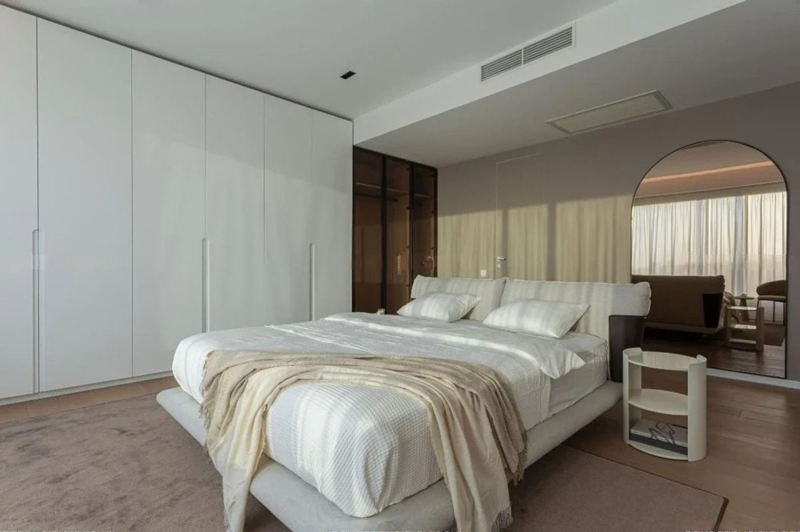 Three Bedroom apartment in One Mircea Eliade - Poză 13