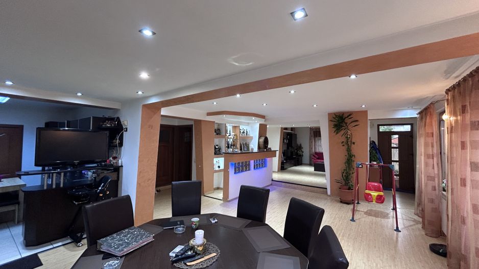 Casa/vila de vanzare Arad - Poză 3