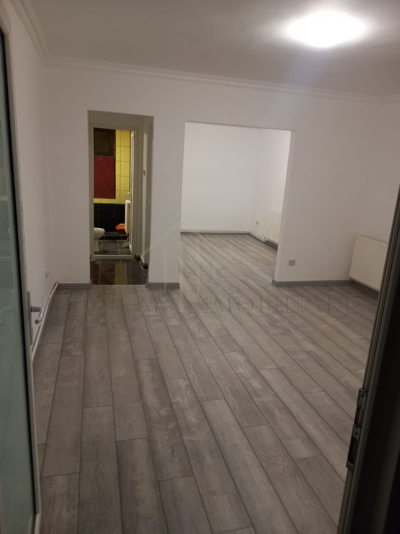Spatiu Comercial - Zona centrala - Renovat - Poză 4