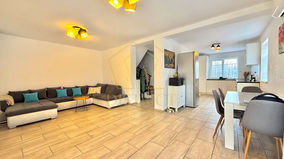 Duplex 4 camere cu curte proprie | Sanandrei | COMISION 0% - Poză 1