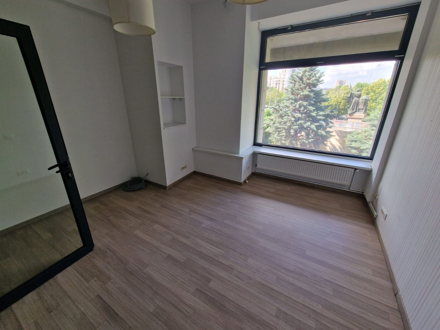 Spatiu comercial ultracentral de inchiriat zona Unirii - Poză 9