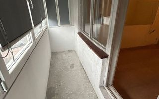Vânzare apartament  dec.2 camere, 2 balcoane, bloc 77, Titan- 7 min metrou - Poză 7