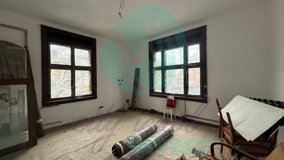Apartament boieresc partial renovat - Poză 7