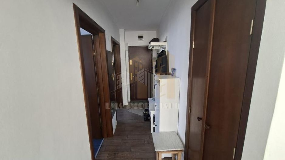 Apartament 3 camere semidecomandat Apolo Brasov - Poză 3
