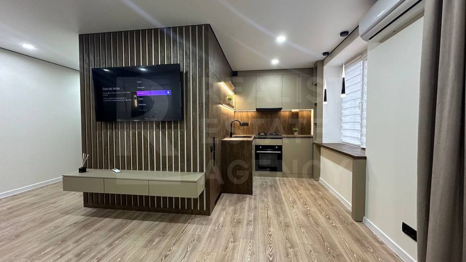 Vânzare, apartament, 3 camere, bul. Dacia, Botanica - Poză 1