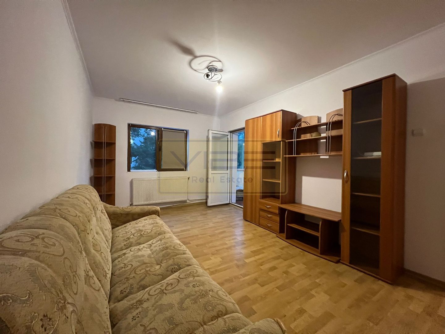 Apartament 2 camere decomandat Nicolina - 15 min Palas Mall - Poză 2